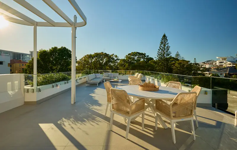 Apartment 2 - Rooftop entertaining area