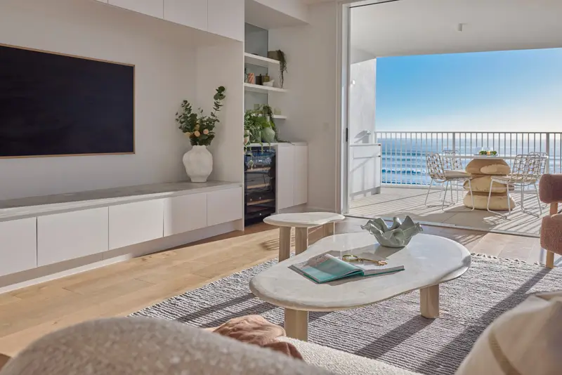 Dining/Balcony - Bilinga, QLD